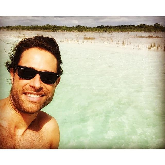 Rulli escribió “maravillosamente imperfecto, escandalosamente feliz”.