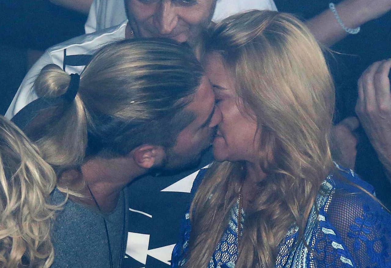 ¿Será sólo su amiguito?