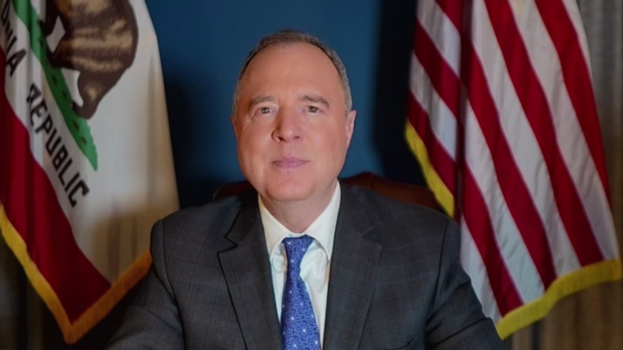 Adam Schiff condiciona fondos a ICE y exige reformas tras operativos migratorios