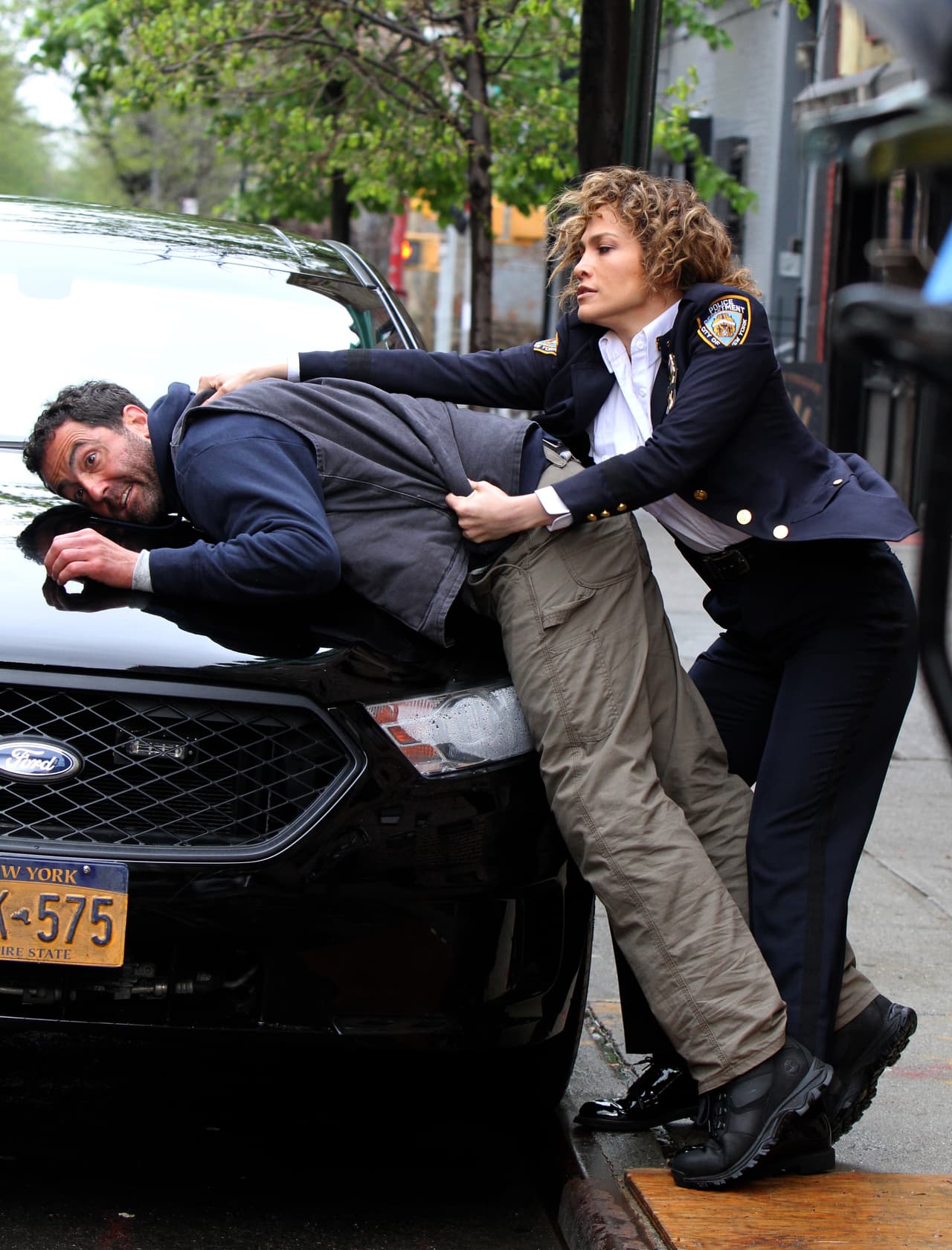 Jennifer López regresa el 24 de mayo a presentar su espectáculo 'All I Have' en Las Vegas. Mientras tanto, completa 'Shades of Blue' y afina el lanzamiento de su disco en español.