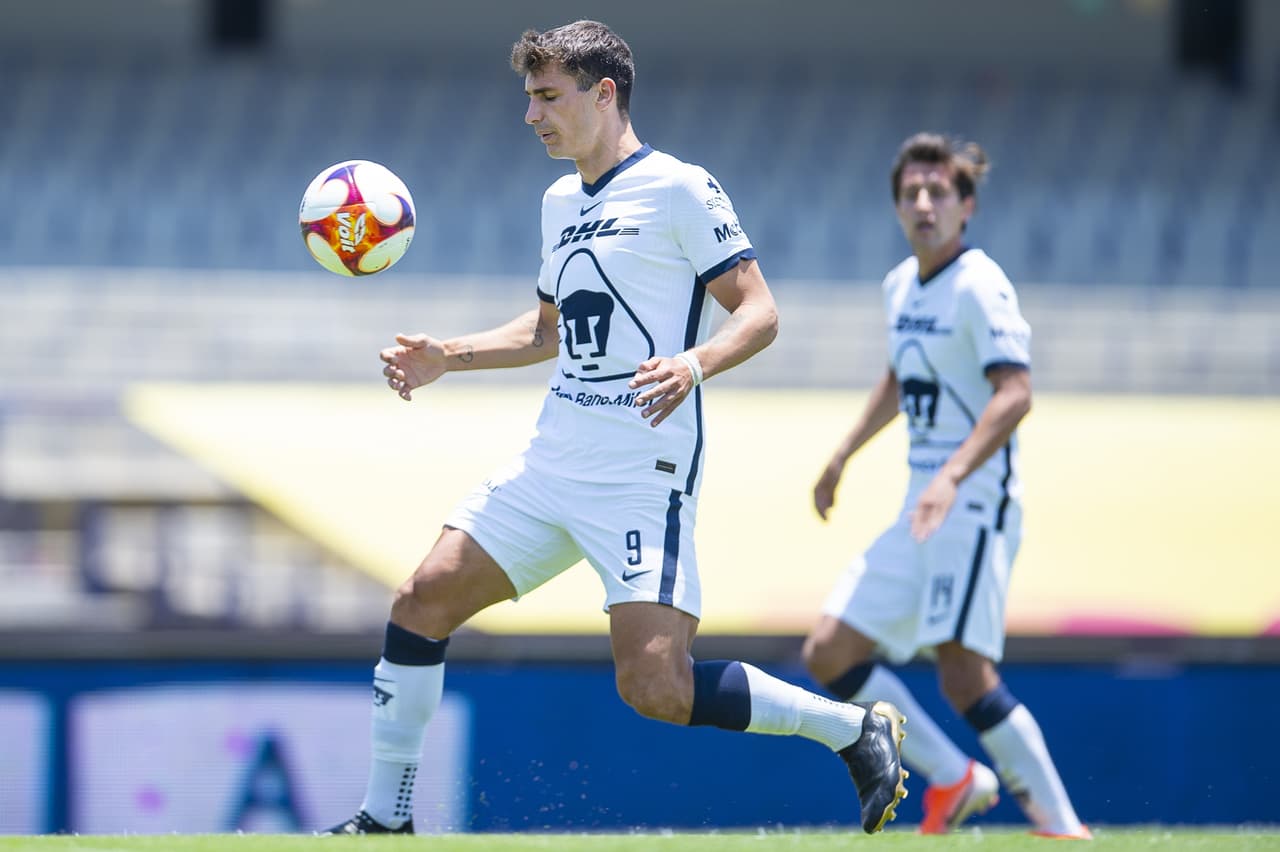 Los Tigres de la UANL y los Pumas de la UNAM no se hacen daño durante la Jornada 15 de la Liga MX. Durante el encuentro que se llevo a cabo en el Olímpico Universitario, el VAR fue el protagonista del partido, pues anuló goles para ambas escuadras y reparten puntos.
