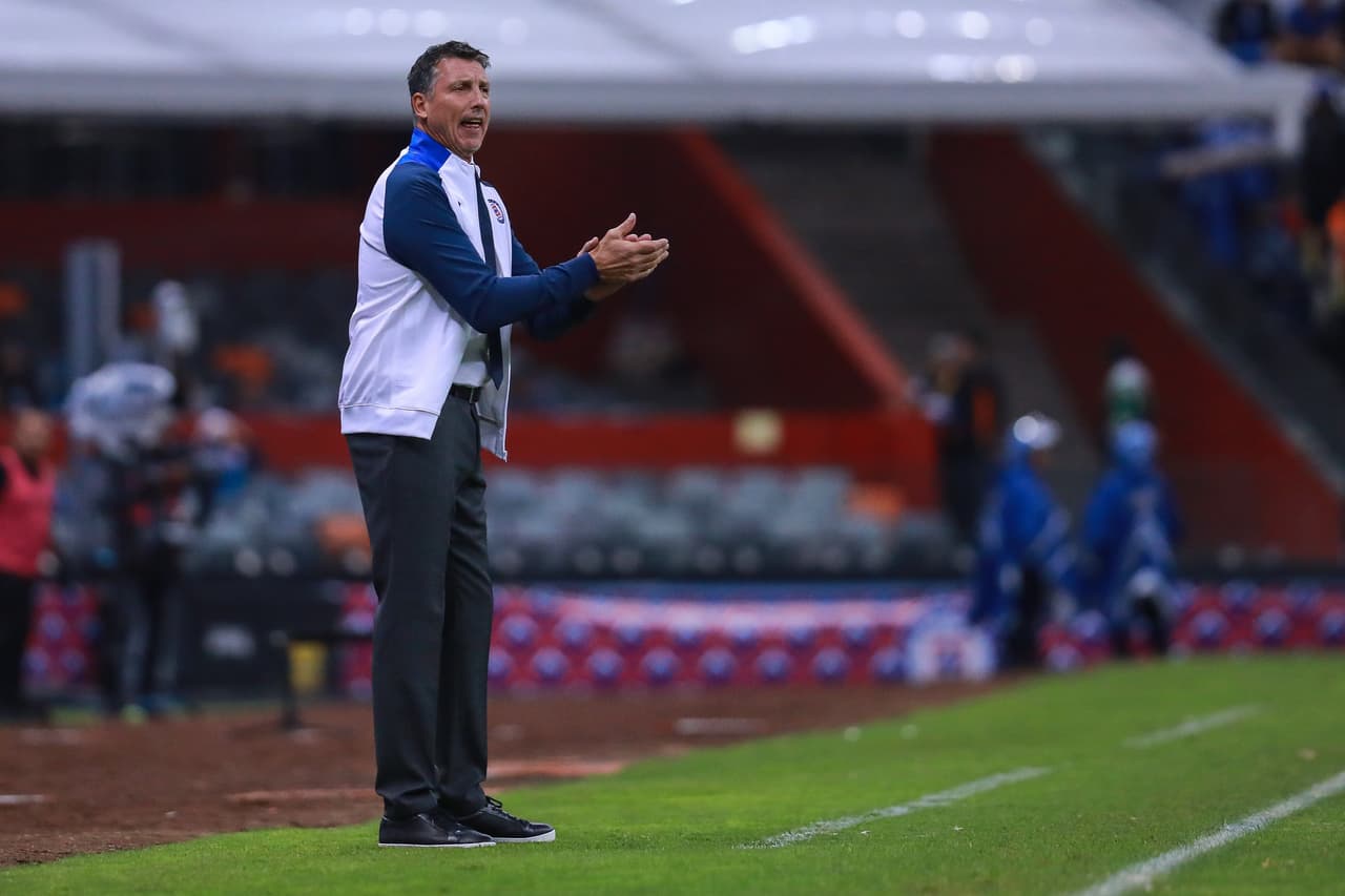 El próximo encuentro ante Pachuca será su cuarto juego en el banquillo de los celestes.