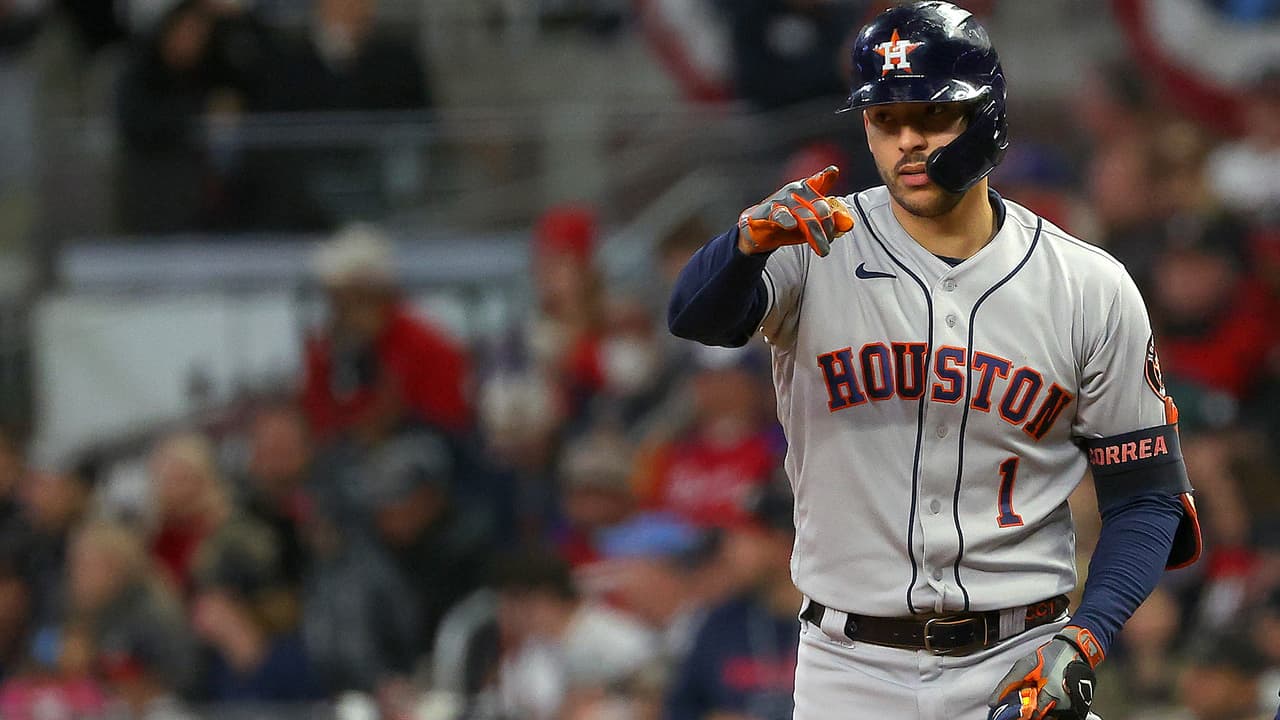Las buenas noticias comenzaron con un sacrificio de 
<a href="https://www.univision.com/local/houston-kxln/va-a-ser-algo-mas-de-estrategia-asi-se-preparan-los-astros-para-el-juego-contra-los-red-sox-video">Carlos Correa</a> para que José Altuve pudiera anotar la primera carrera del juego.