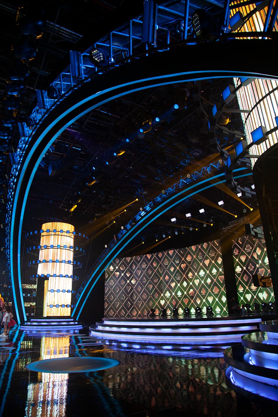 Están altísimos. Y también perfectamente iluminados.