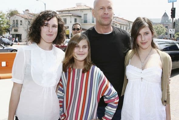 Pero no es la única "mal portada de la familia". La menor de las Willis se vio involucrada en un escándalo sexual. Aquí los videos más chismosos.