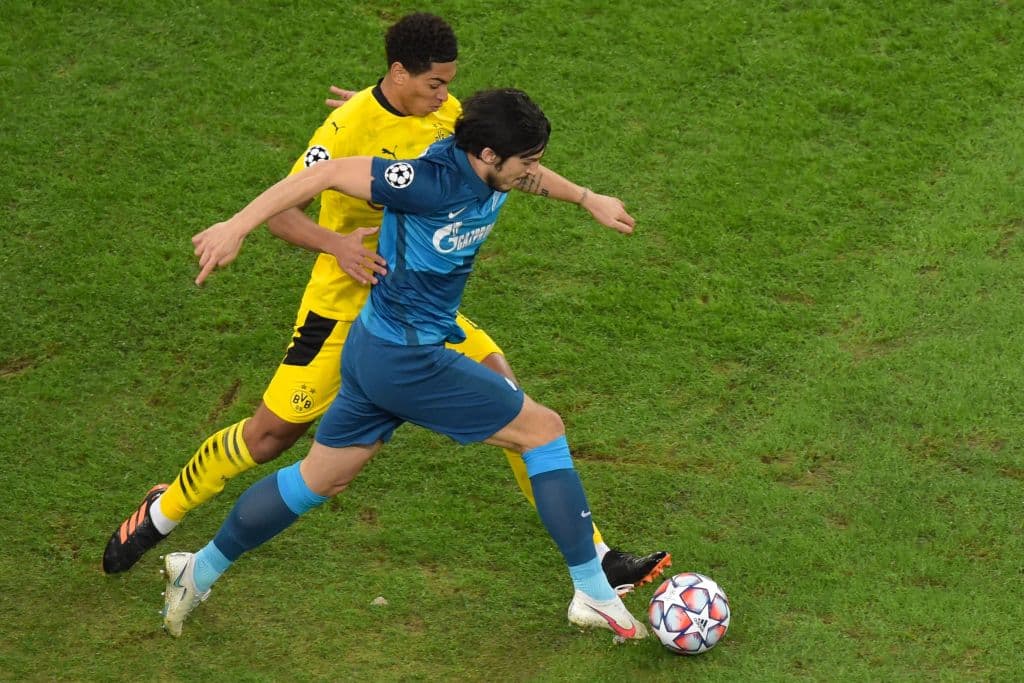 Driussi (16’) abrió el marcador para los locales. Piszczek (68’) emparejó el marcador y Witsel (78’) dio la vuelta para la victoria del cuadro alemán. Los pupilos de Favre clasifican como primeros del Grupo F con 13 unidades.