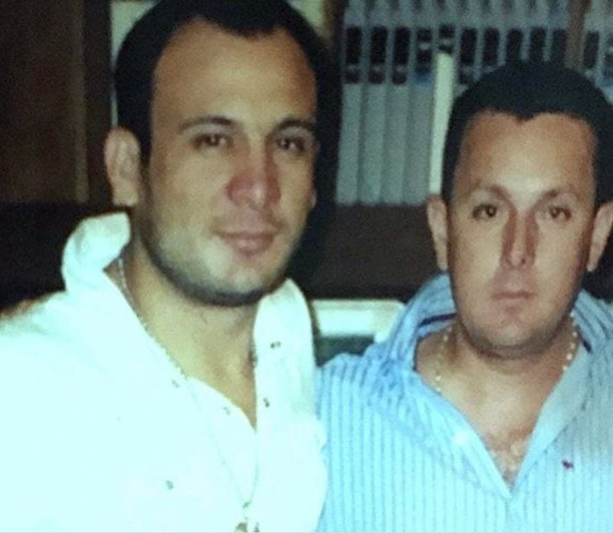 "Sigo lo mío, lo que es la música, nunca estoy viendo otras cosas que no sean lo mío. Tengo mi mente dirigida (en eso)", aseguró.