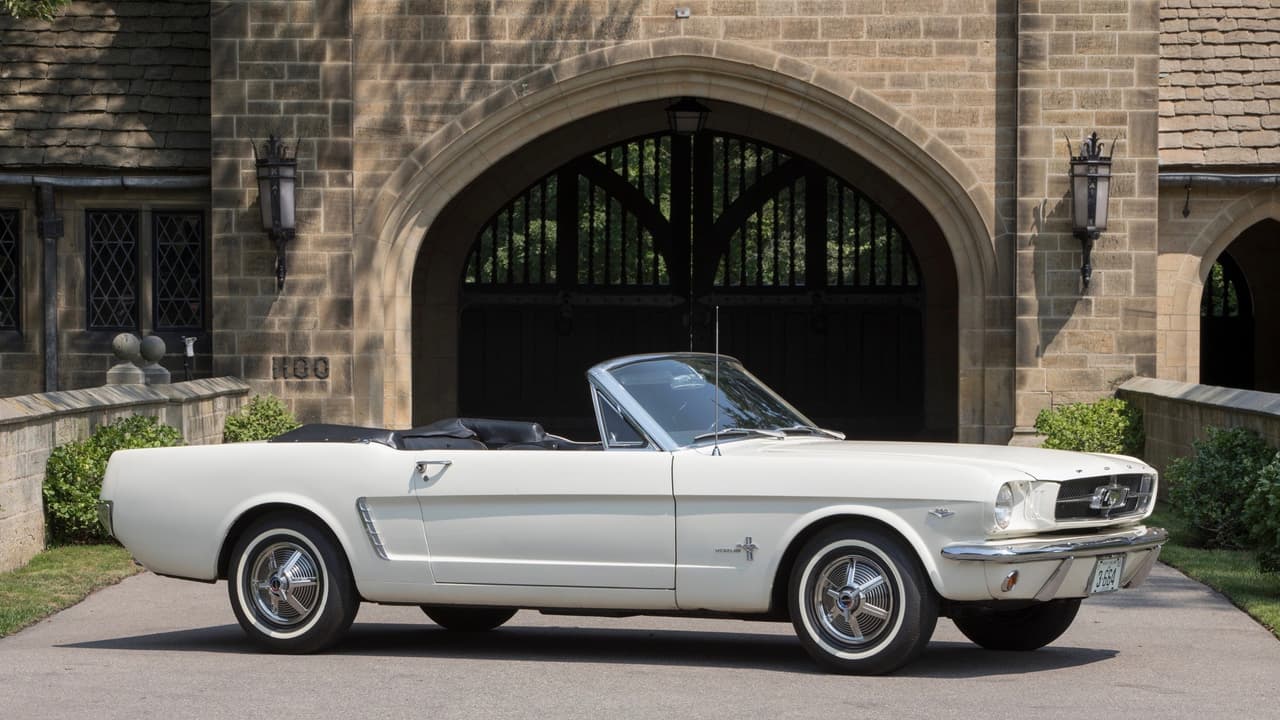 Mientras tanto el Ford Mustang de preproducción número de identificación vehicular 5F08F100001, el primero construido y cual Ford no tenía ninguna intención de vender por su valor histórico, se encontraba en el concesionario George Parsons Ford, en 
<b>St. Johns, Newfounland en Canadá</b>, a 2,000 millas del lugar donde fue construido, en medio de una
<b> gira promocional </b>antes del inicio oficial de las ventas del modelo.