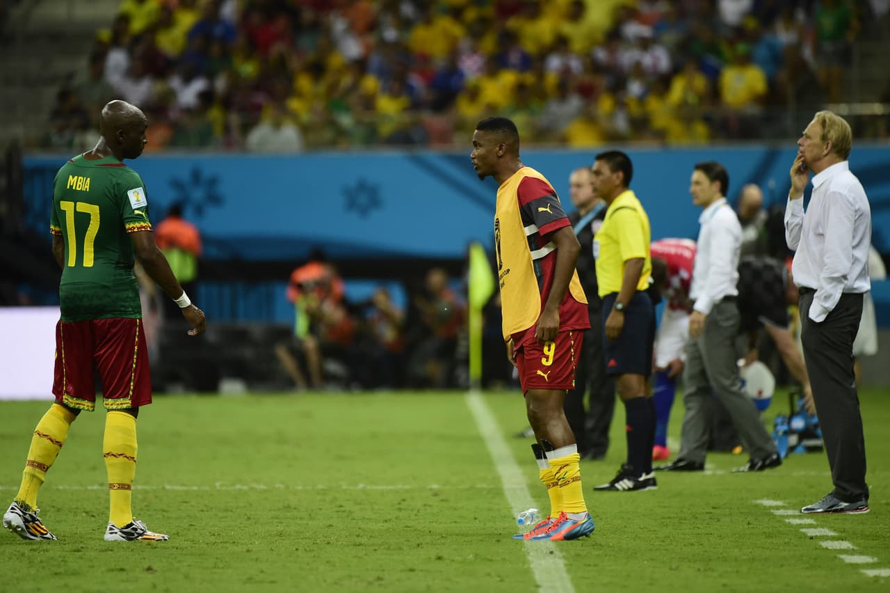 Desafortunadamente, Camerún estaba azotado por problemas de vestidor y tras la derrota ante México en Natal él fue mandado al banco de suplentes.