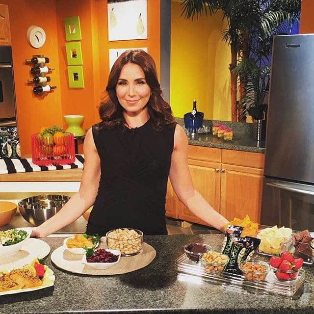 Laura Posada, esposa del ex receptor de los New York Yankees, Jorge Posada, y life coach, trabajará con las bellas para que puedan alcanzar el equilibrio más deseado en mente, cuerpo y alma. Laura, autora de tres libros, combina todo su conocimiento y experiencia para proporcionar las herramientas necesarias para tener éxito.