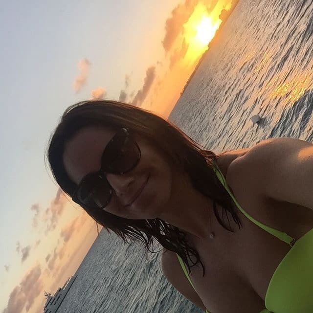 Laura Posada, esposa del ex receptor de los New York Yankees, Jorge Posada, y life coach, trabajará con las bellas para que puedan alcanzar el equilibrio más deseado en mente, cuerpo y alma. Laura, autora de tres libros, combina todo su conocimiento y experiencia para proporcionar las herramientas necesarias para tener éxito.