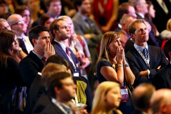 En su últimas declaraciones a la prensa de la jornada, mientras regresaba de una breve parada en Pittsburgh (Pensilvania), Romney reveló la mañana del martes que el discurso que había escrito para su mitin en Boston tenía "unas 1.118 palabras".