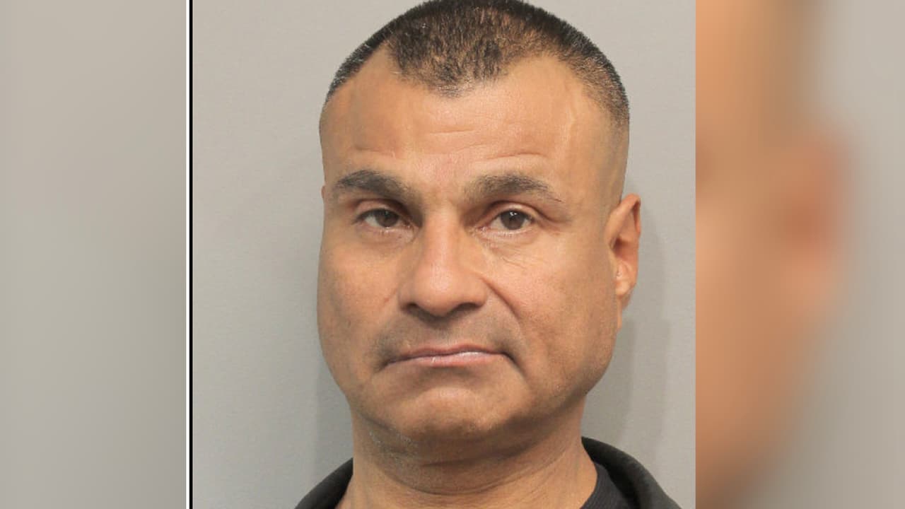 Michael Corpus ya tenía tres advertencias por conducir ebrio. Se le impuso una fianza de 15,000 dólares.