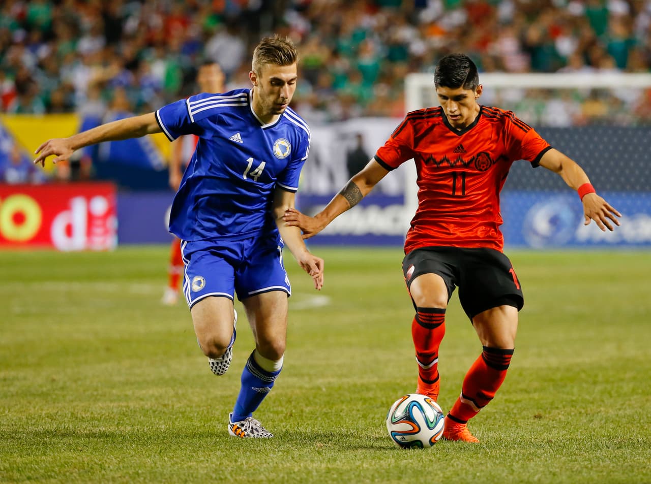 Alan Pulido es convocado por Olympiacos para la Europa League