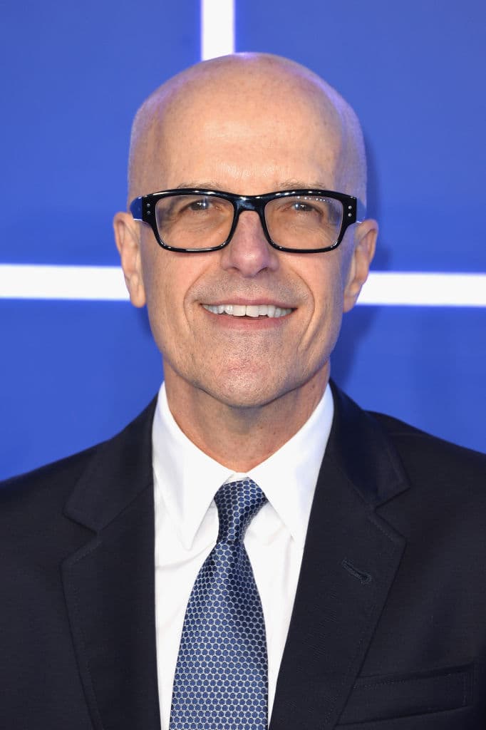 Por su parte, Donald De Line, CEO de la productora De Line Pictures, aseguró en un comunicado retomado por Variety, que esta historia podría ayudar a mujeres que sufren los mismos problemas que Jenni Rivera tuvo alguna vez.
<br>