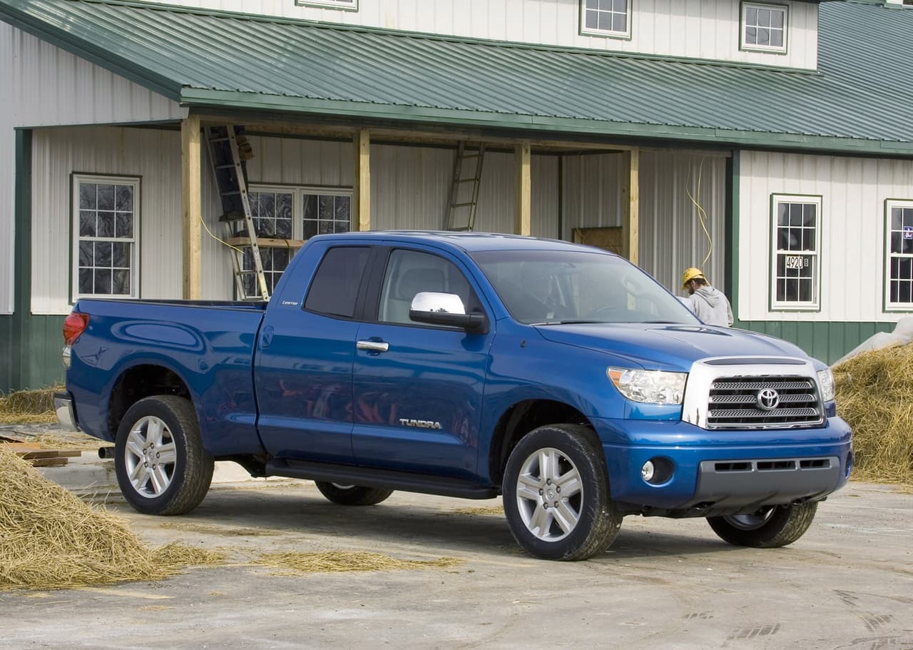 <h3 class="cms-H3-H3"><b>4 - Toyota Tundra</b></h3>
<br>
<br>
<b>Porcentaje de dueños que mantuvieron el vehículo por más de 15 años:</b> 14.20%
<br>
<b>Comparado al promedio:</b> 1.8x