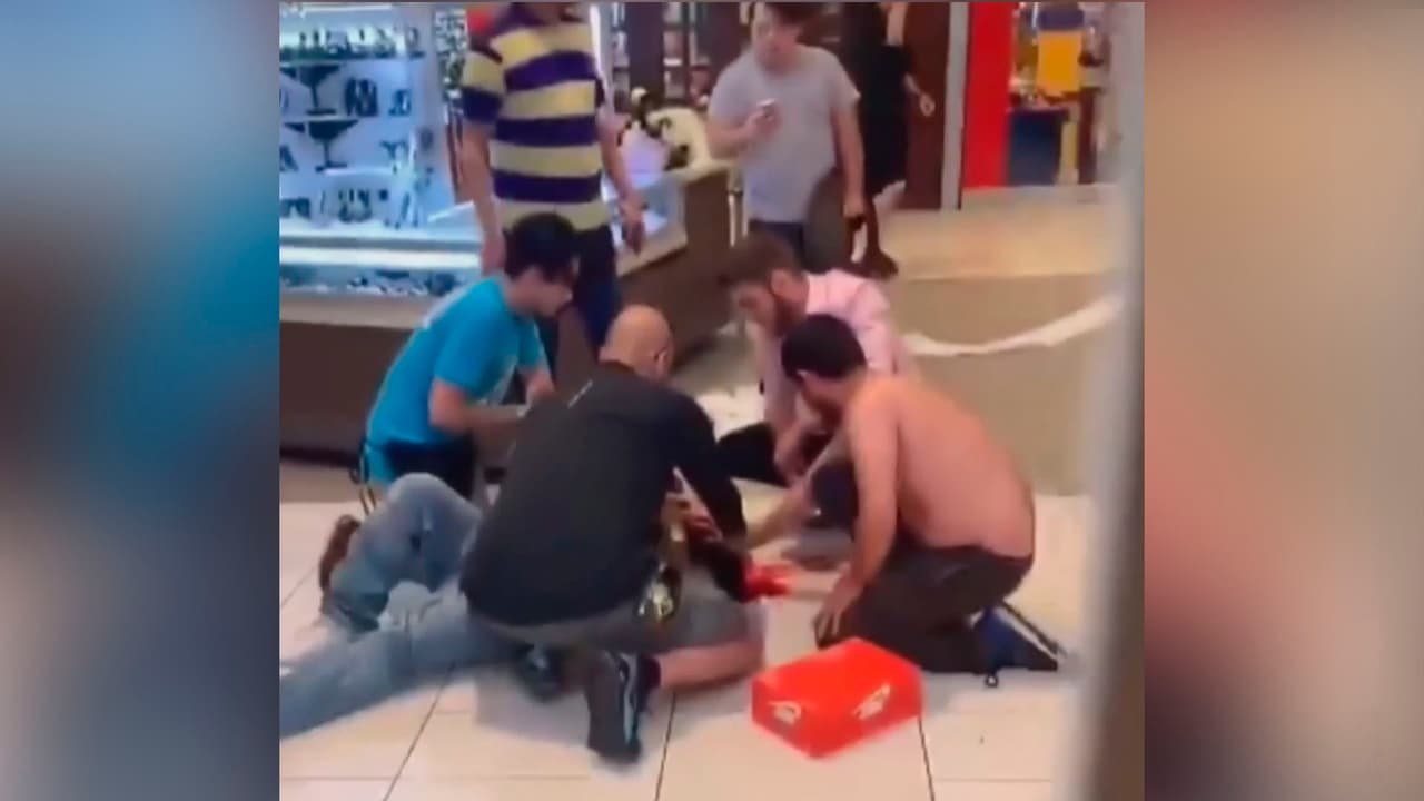 Un tiroteo deja a una persona herida en un centro comercial de Torrance