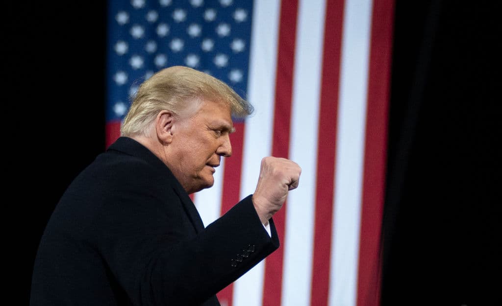 Campaña de Trump instruyó "en secreto" a falsos electores desconocer victoria de Biden en Georgia