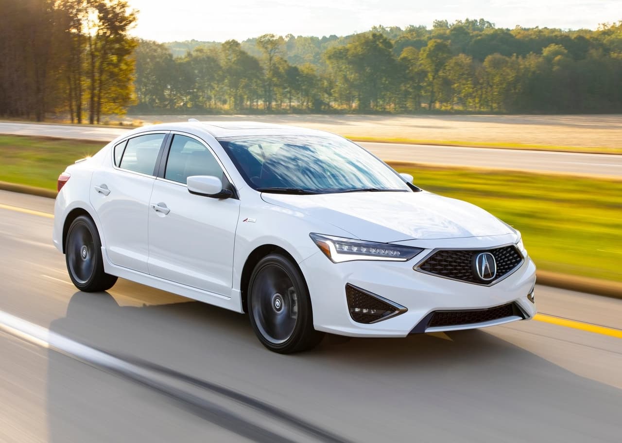 <h3 class="cms-H3-H3"><b>7. Acura ILX</b></h3>
<br>
<br>
<b>Conductores citados por mal comportamiento al volante:</b> 46.4 de cada 1,000.
<br>
<br>
<b>Precio inicial del vehículo:</b> 25,950 dólares (edición 2020 nueva)
<br>
<br>
<b>Potencia:</b> 201 caballos de fuerza