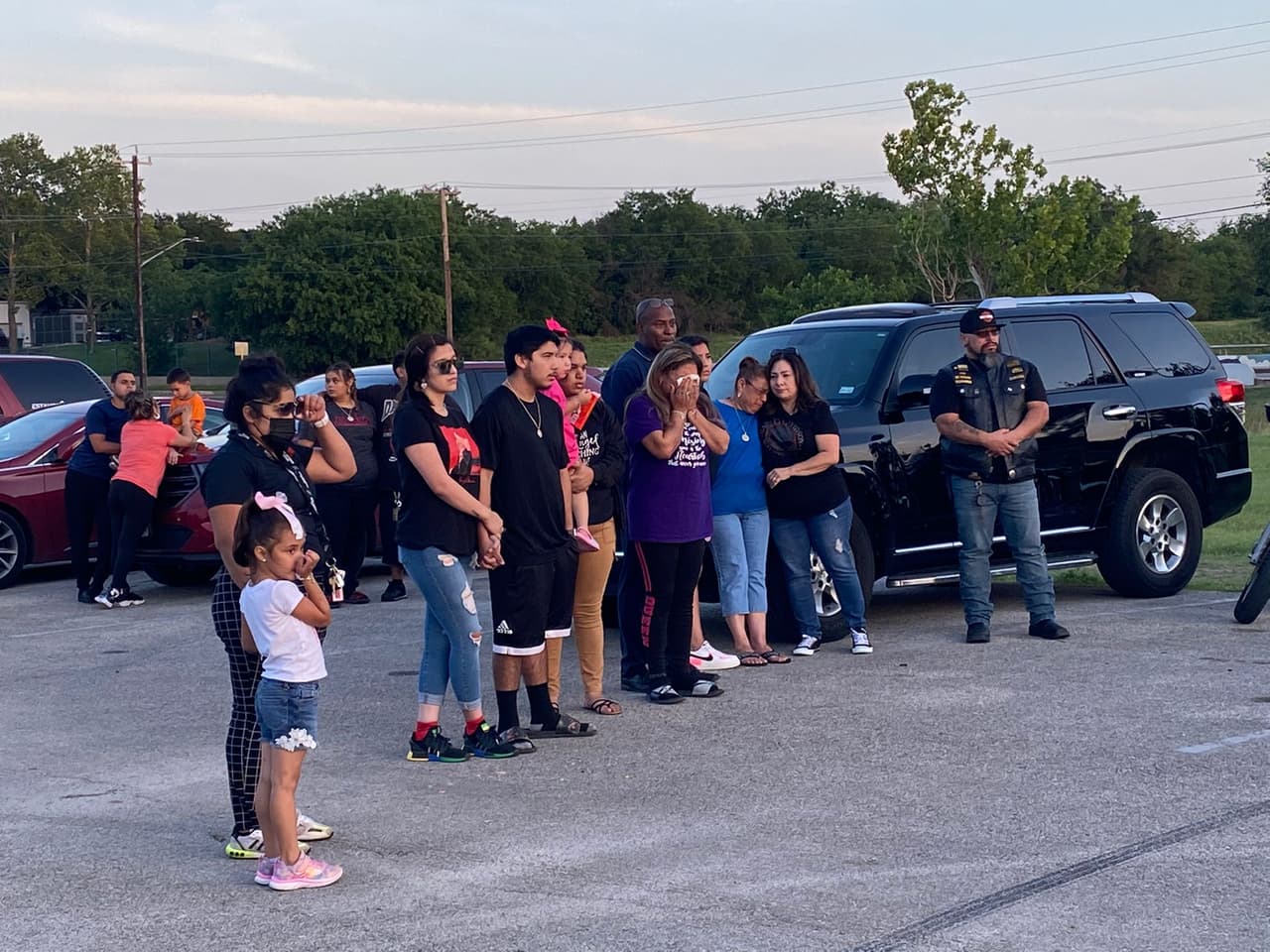 <b>“Ejecución es lo que queremos en nombre de mi hija... y te digo una cosa Andrew, tú tienes hijas y si esto te hubiera pasado a ti, a ti no te gustaría...”</b>dijo Cinthya Álvarez, abuela de Saryah, frente a las cámaras de Univision.