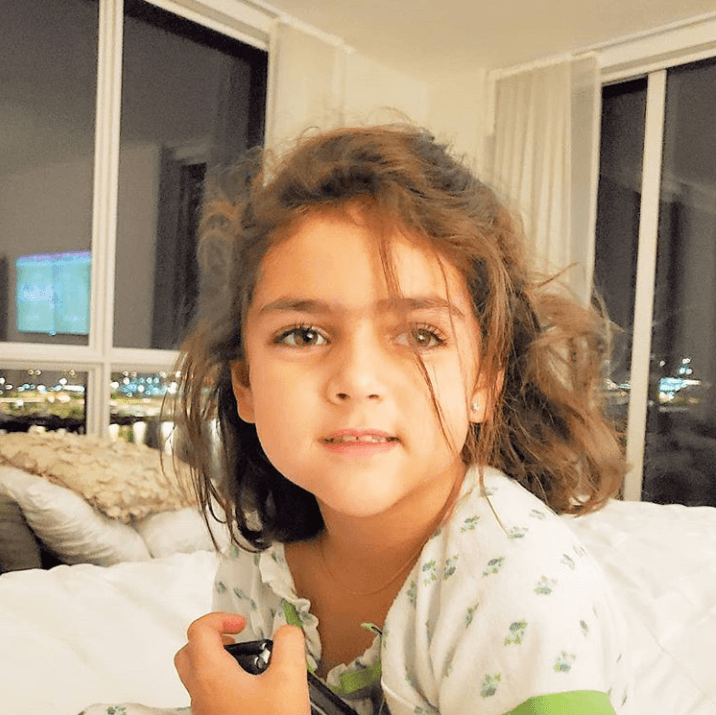 Además, 'Caro' es la más apegada a su padre.