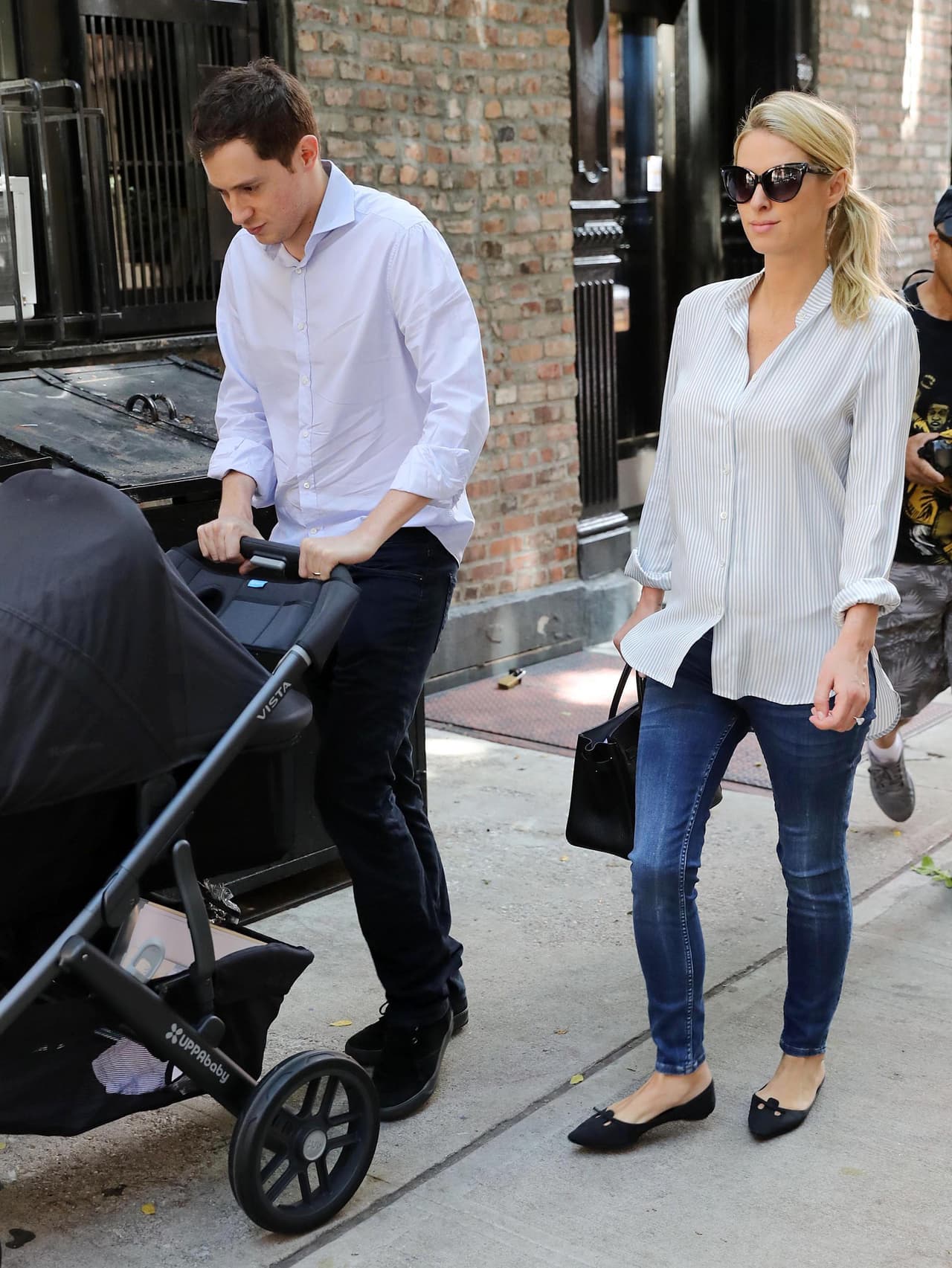 No lograron librarse de la compañía de las cámaras.