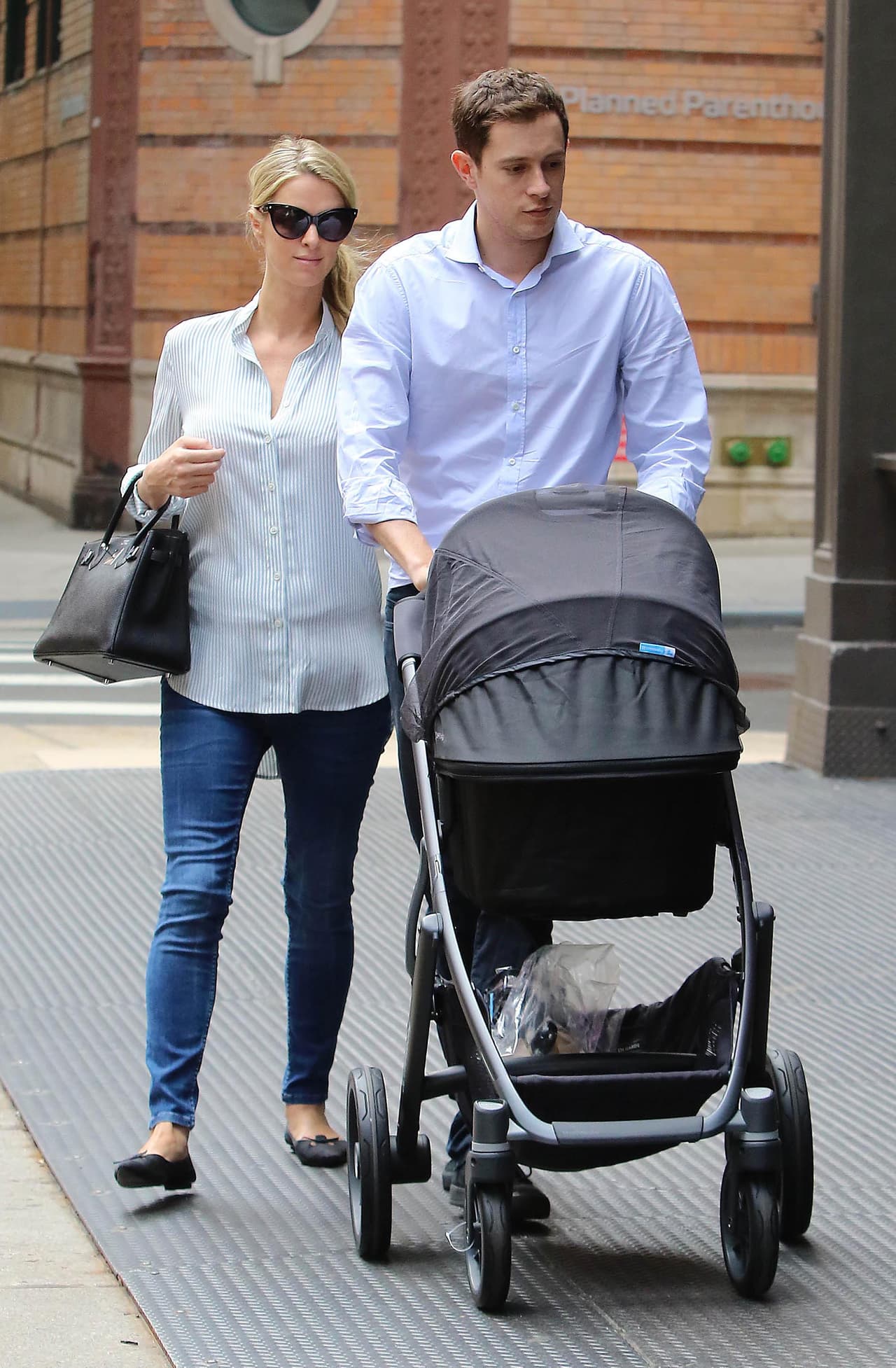 Hace tan sólo unos días dio a luz y ya pasea por Nueva York.