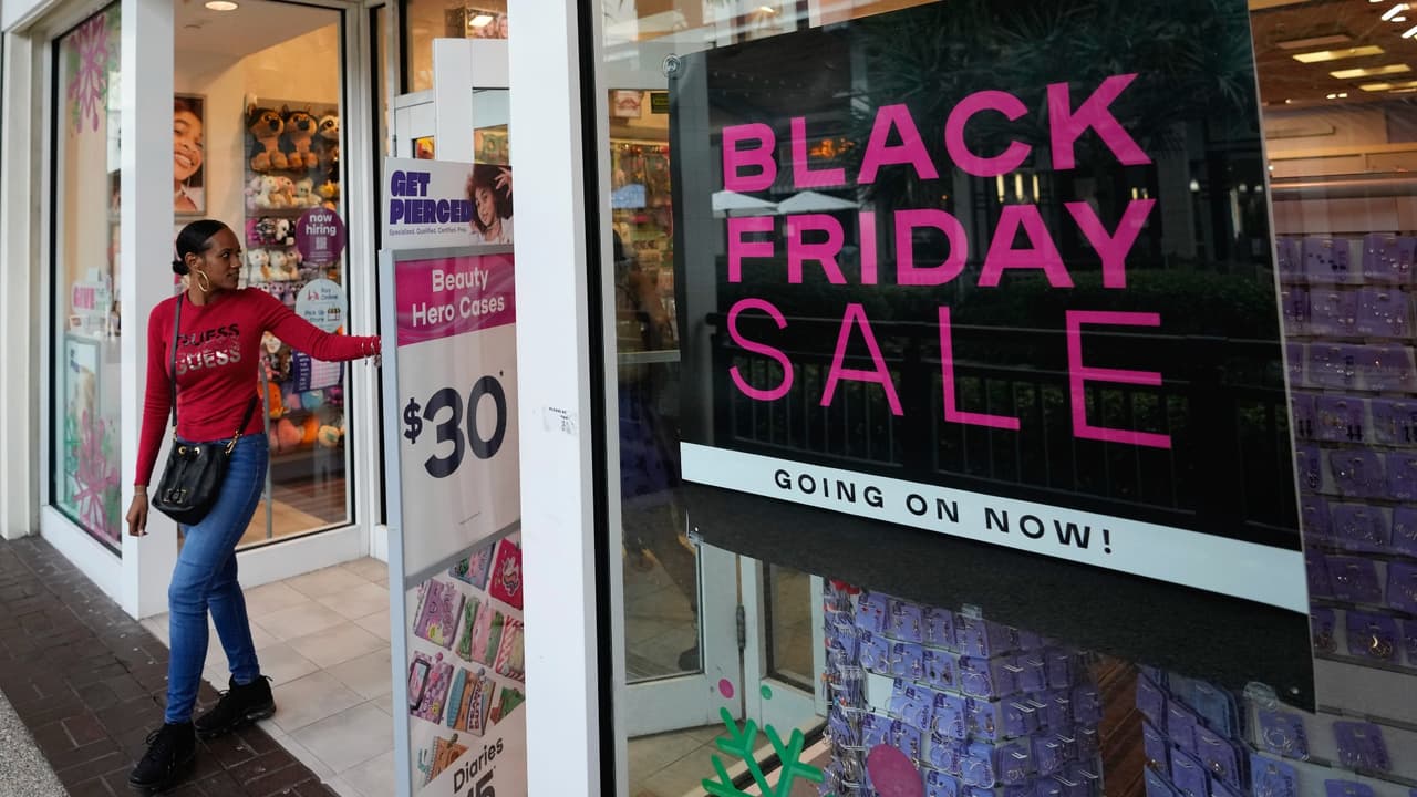 5 consejos para cuidar tu bolsillo durante las ofertas de ‘Black Friday’ y ‘Cyber Monday’
