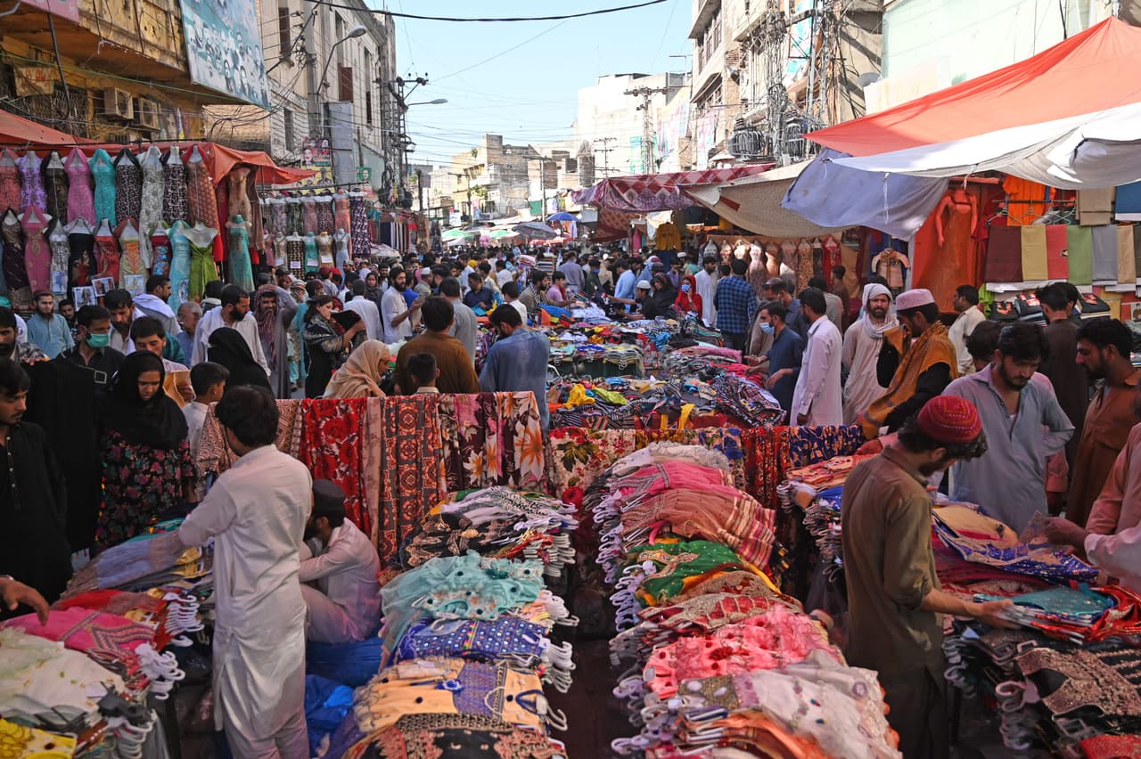 <b>Puesto 13: Rawalpindi, Pakistán. </b>2.1 millones de habitantes. Contaminación media anual por combustión: 107 microgramos por metro cúbico.