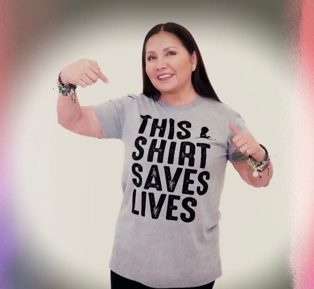 La cantante Ana Gabriel sabe que en esta institución se atiende a los niños con cáncer y las investigaciones que ahí se realizan se distribuyen alrededor del mundo.