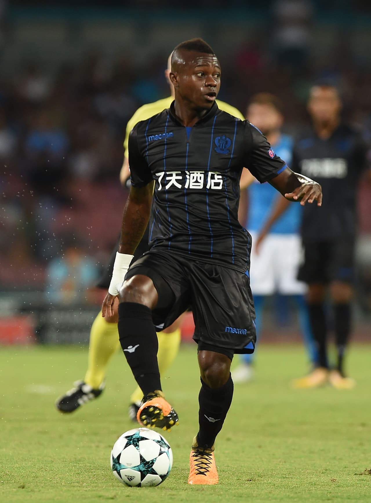 Ante las trabas del Liverpool por Coutinho, el Barcelona tendría listo el fichaje de Jean Michael Seri (Niza).