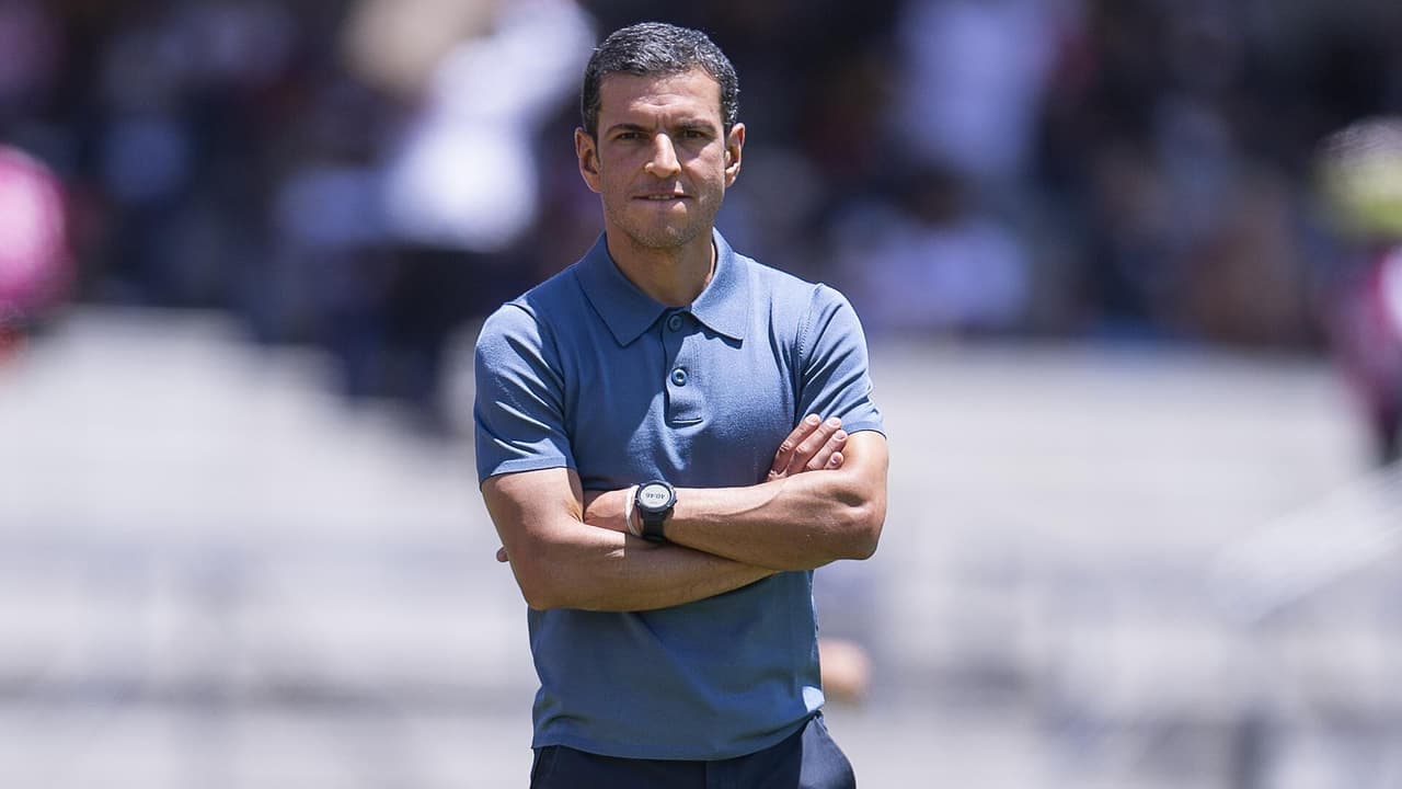 Jaime Lozano acepta culpa en fracaso del Tri y le dice que le "duele" pérdida del proceso