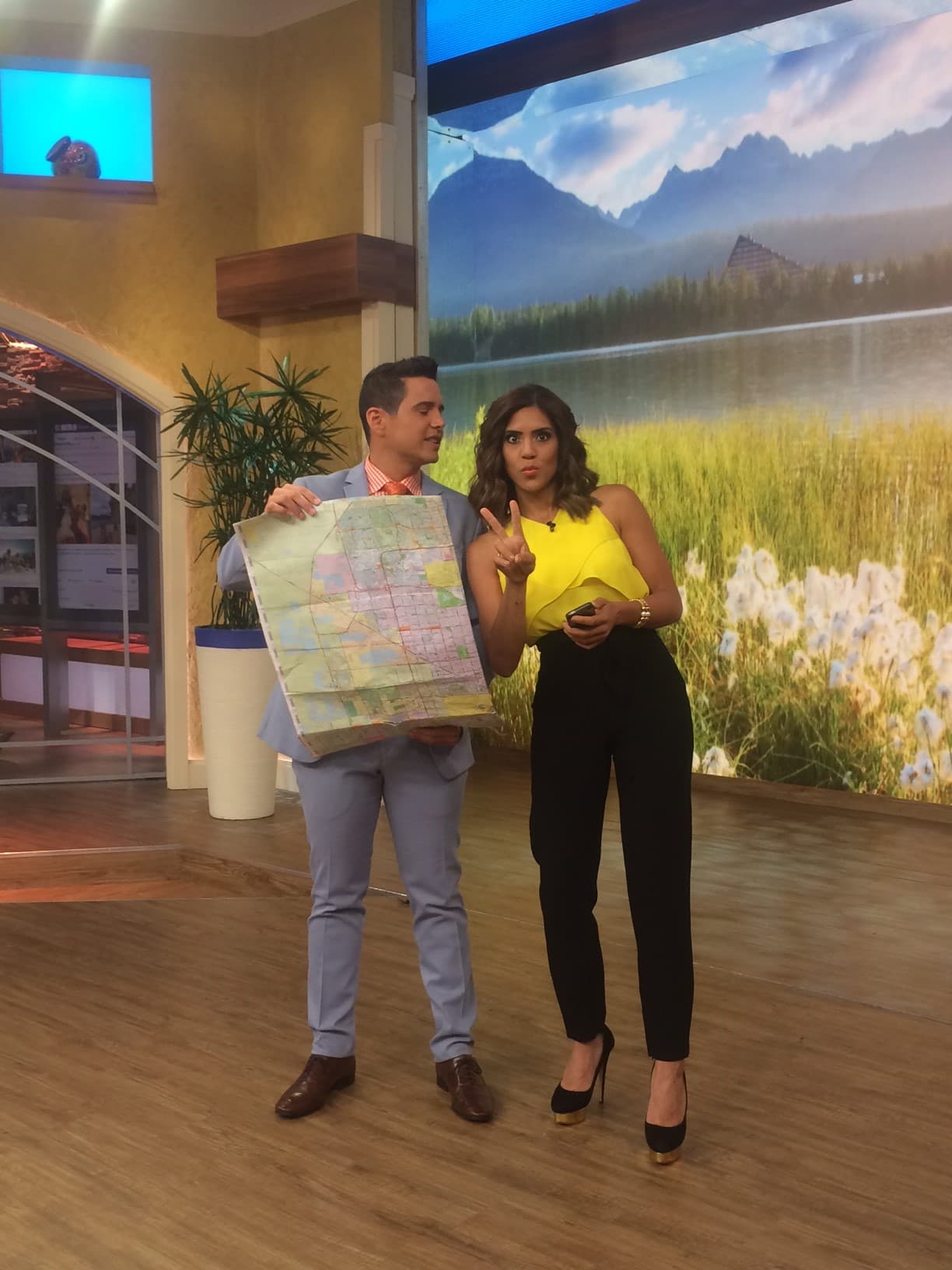 Francisca y alejandro despertaron un poco despitados.