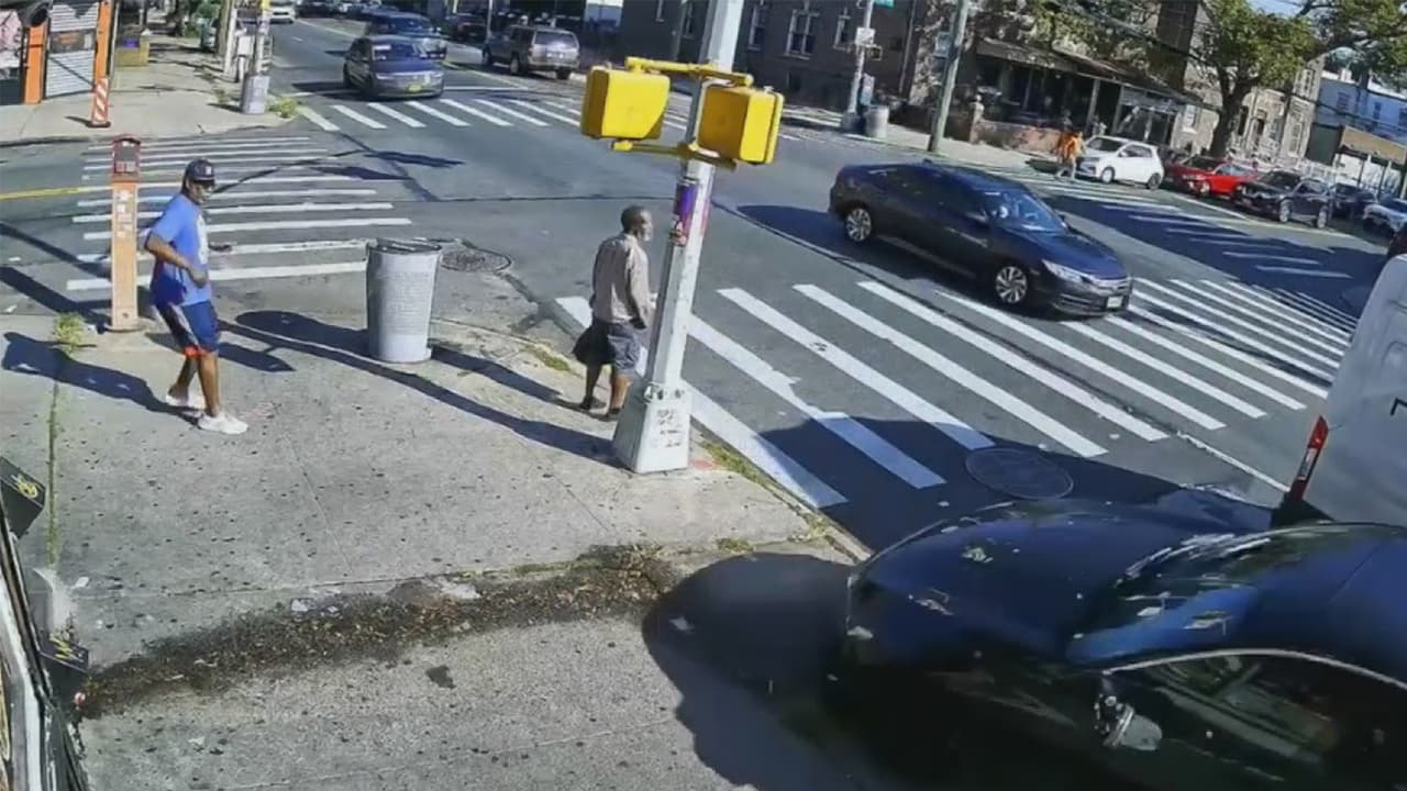 Adolescente de 15 años atropella a hombre de 71 en Brooklyn al huir de la policía