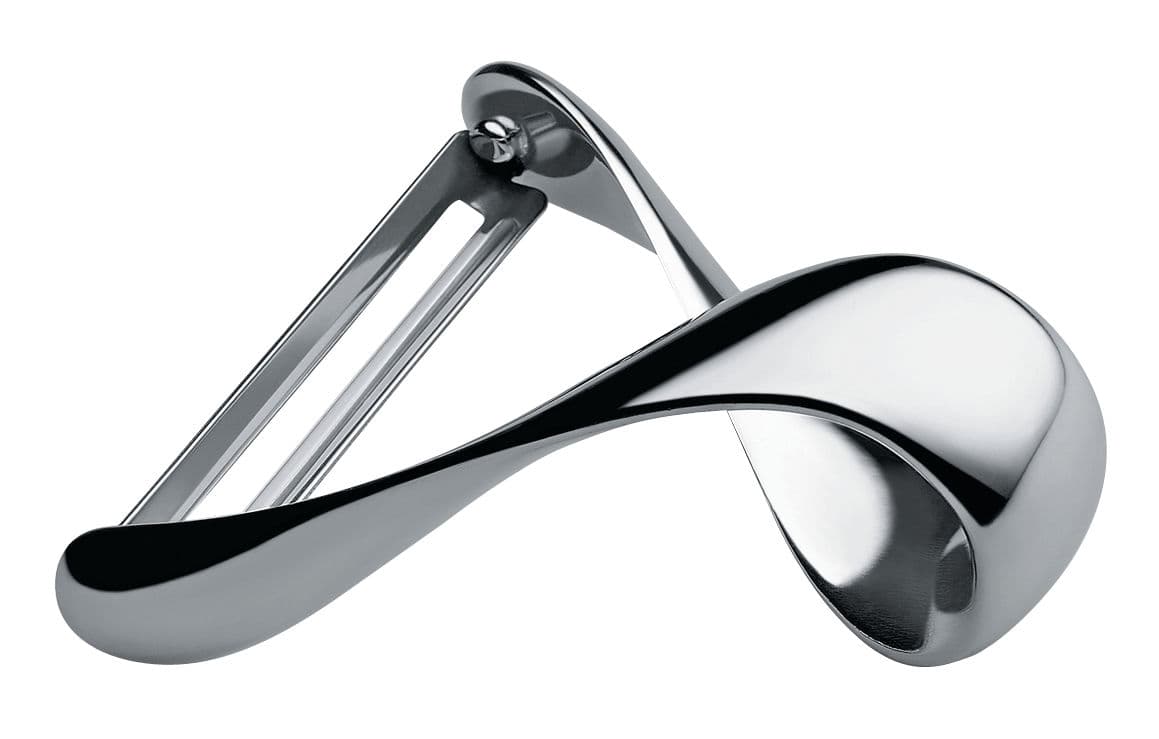 Este pelador está inspirado en la historia de Sigfrido, héroe del cantar de los Nibelungos, y la espada con la que mató a un dragón. Una colaboración del diseñador Valerio Sommella para Alessi. $34 USD, de venta en us.amara.com