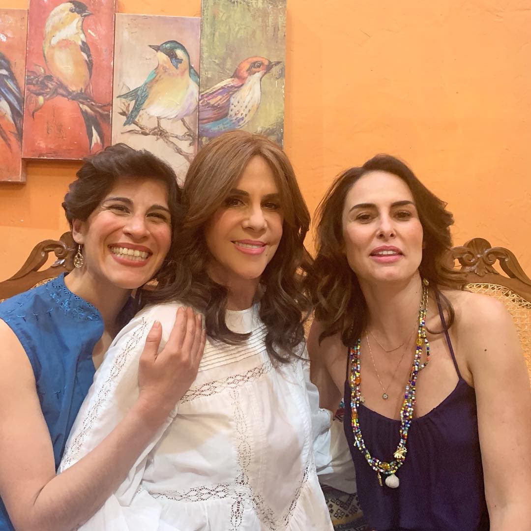 La actriz compartirá créditos con Ana Serradilla, Sergio Mur y Joaquín Ferreira, dando vida a la madre de la protagonista: Margarita, quien es una mujer de carácter fuerte e impositivo que culpa a su hija Flor de la muerte de su esposo, y pretende obligarla a dejar atrás su sueño de ser bailarina profesional.