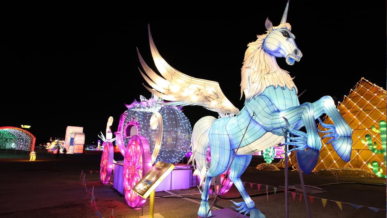 El festival ofrece también actuaciones culturales.