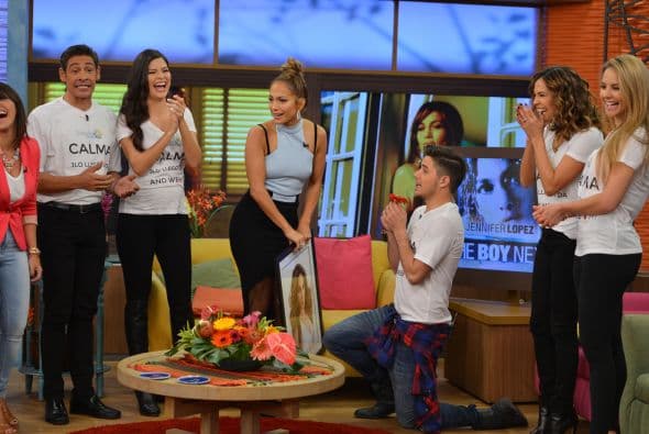 William Valdes se arrodilló ante ella y muy nervisoso le propuso matrimonio.