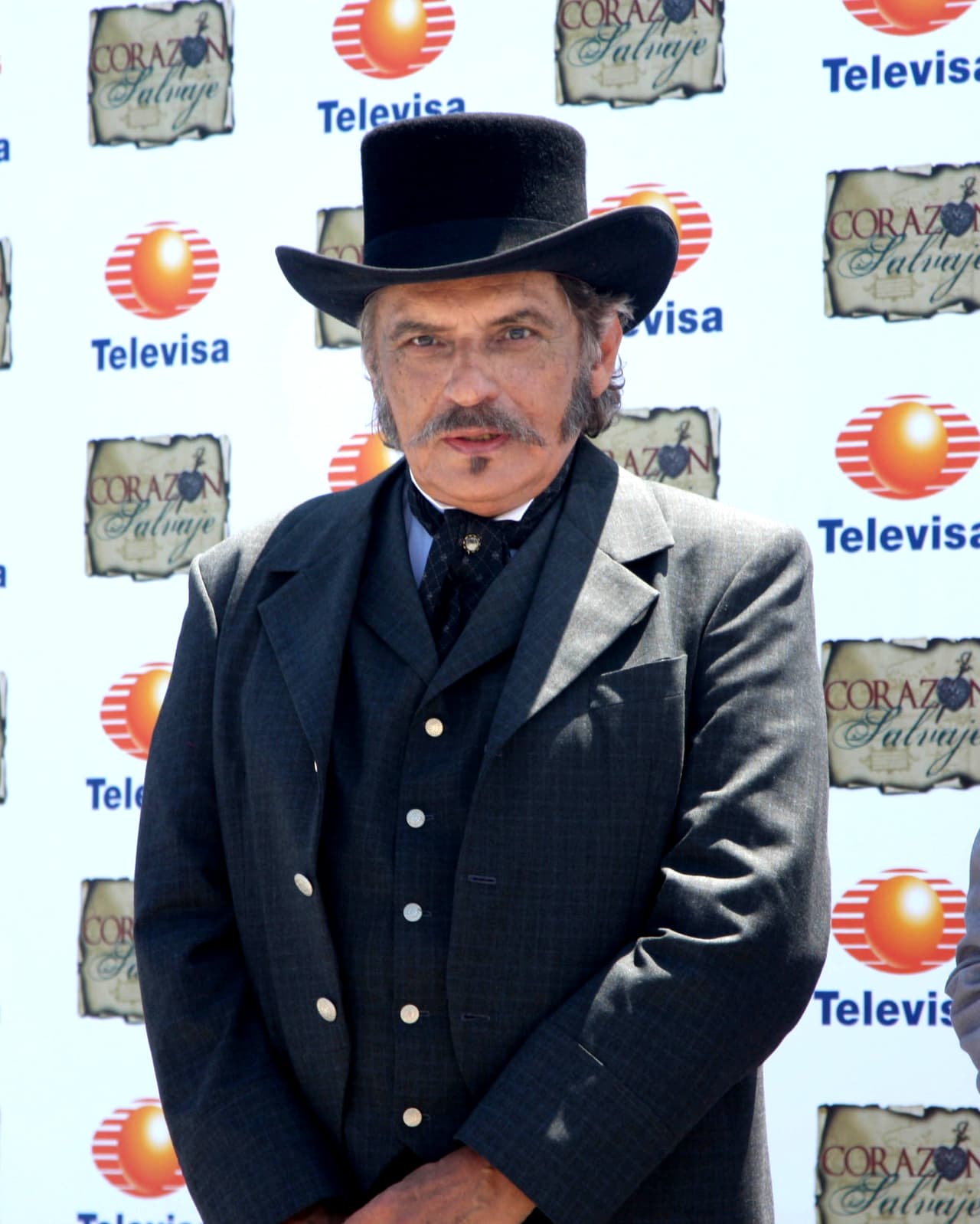 Ojeda encarnó tanto a hombres buenos como a villanos, pero los personajes antagónicos fueron los que propiciaron que se convirtiera en uno de los actores favoritos del público. 
<br>