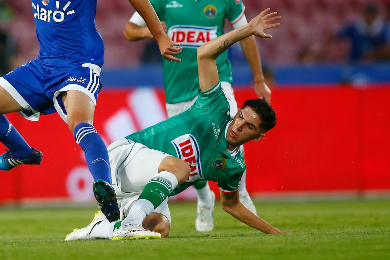 El centrocampista chileno Diego Valdés fichó con el Morelia