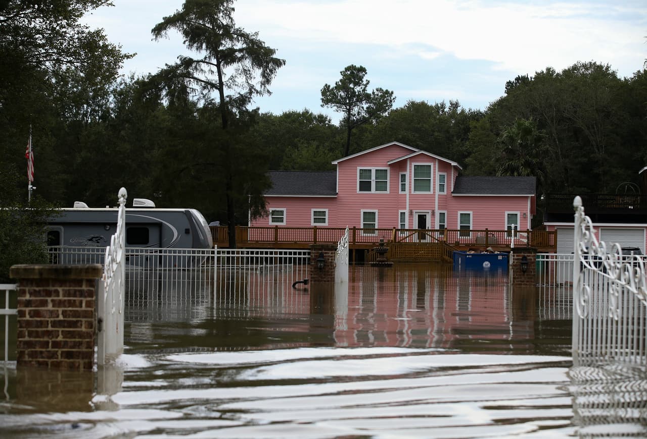 La tormenta tropical Imelda causó grandes inundaciones
