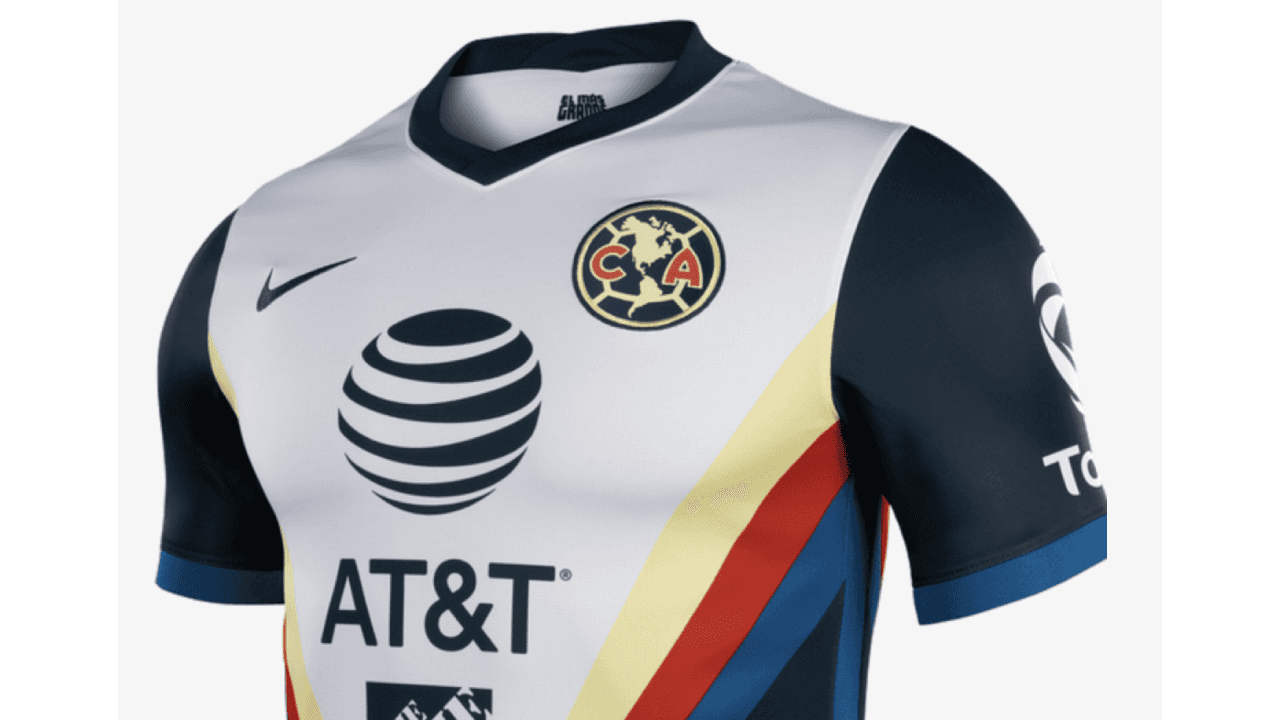 Así lucirá de frente la playera, con la publicidad en el centro del pecho, pero respetando su diseño.