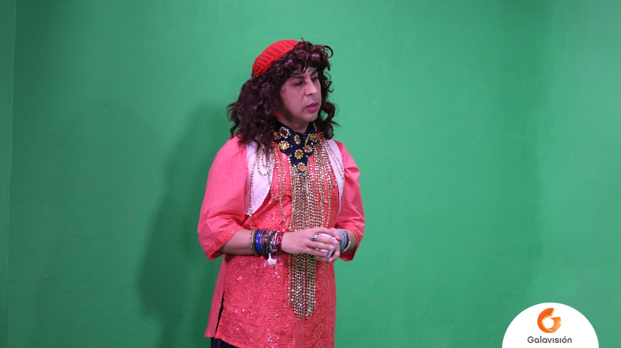 Los Cousins contaron con la participación especial de Carlos Manuel Jímenez,quien interpreta a la adivina.