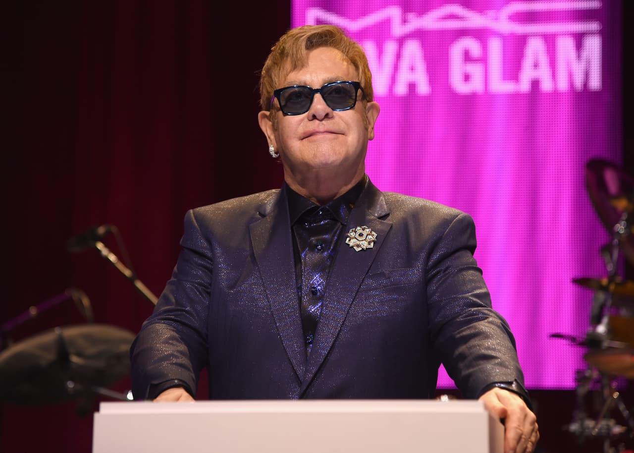 Elton John prepara la versión musical de 'El Diablo viste a la moda'