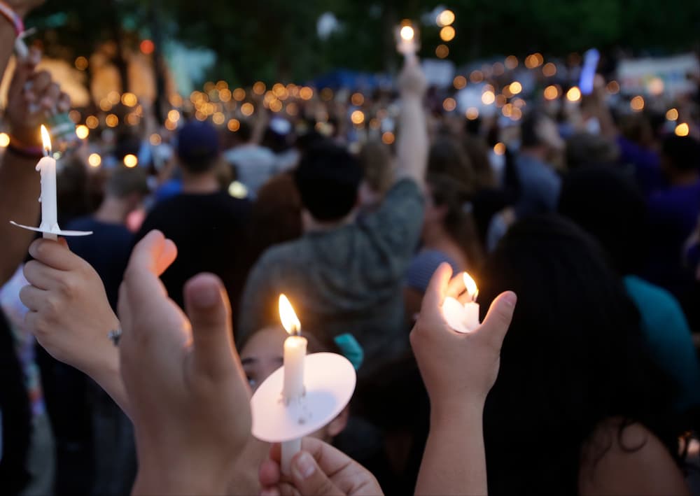 El silencio, el respeto y la tolerancia fueron el patrón de la vigilia.
