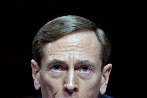 Obama además halagó "su rigor intelectual, su dedicación y su patriotismo", al tiempo que reafirmó su confianza en que la CIA "seguirá creciendo y cumpliendo su importante misión".