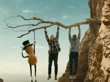 Iba en compañía del comediante Matt Walsh y del actor Wesley Snipes. En el video, se observa que Mr.Peanut se suelta de una rama en un acto de sacrificio para salvar a sus amigos.