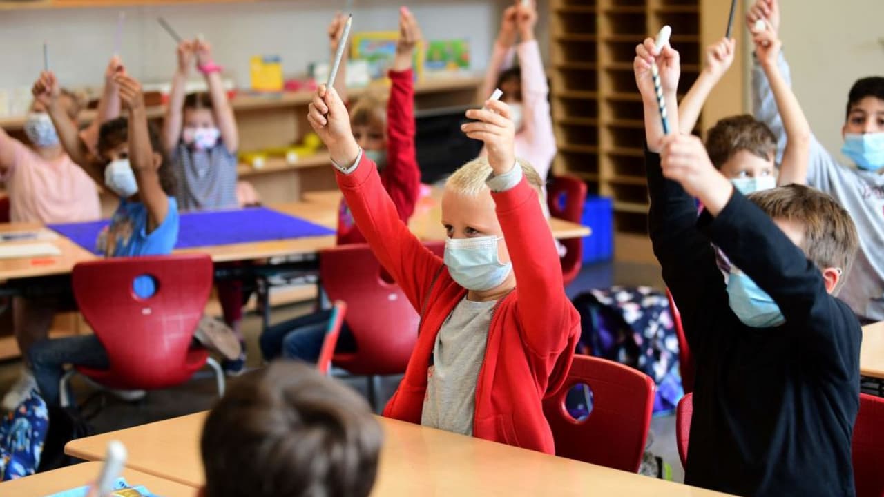 ¿Qué preocupa a los padres de familia de Chicago sobre el regreso de sus hijos a clases presenciales?