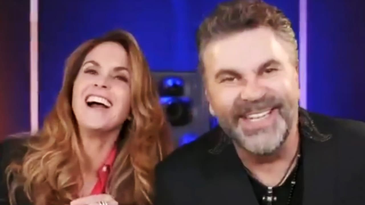 El sobrino del magnate mexicano, Carlos Slim, agregó que Mijares y Lucero "
<b>son una pareja fantástica</b>'. "¿Qué le puedo decir? Lo que se ve no se pregunta ¿no?", señaló.