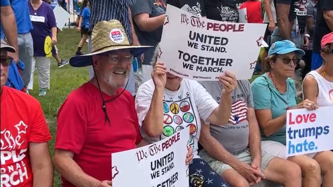 Las congregación inició a las 9:00 am en Esplanade Park, Fort Lauderdale, Florida. Y según el mismo registro de asistentes ilustrado en su página web, más de 2,200 personas atendieron el llamado.